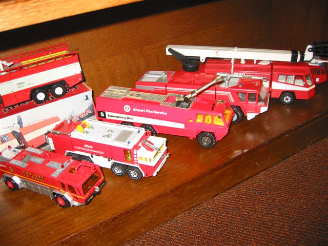 hot wheels airport rescue fire truck